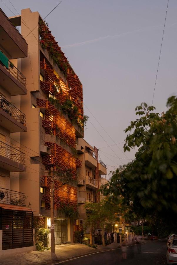 העיר בנגלור Iris Suites מראה חיצוני תמונה